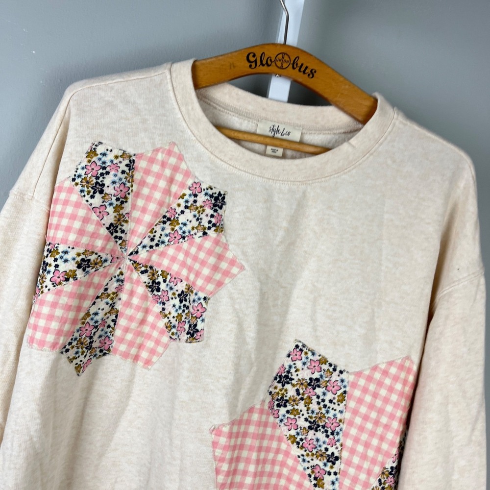 Style & Co Cropped Sweatshirt Womens PM Oatmeal Flower Patchwork Boho Casual‎